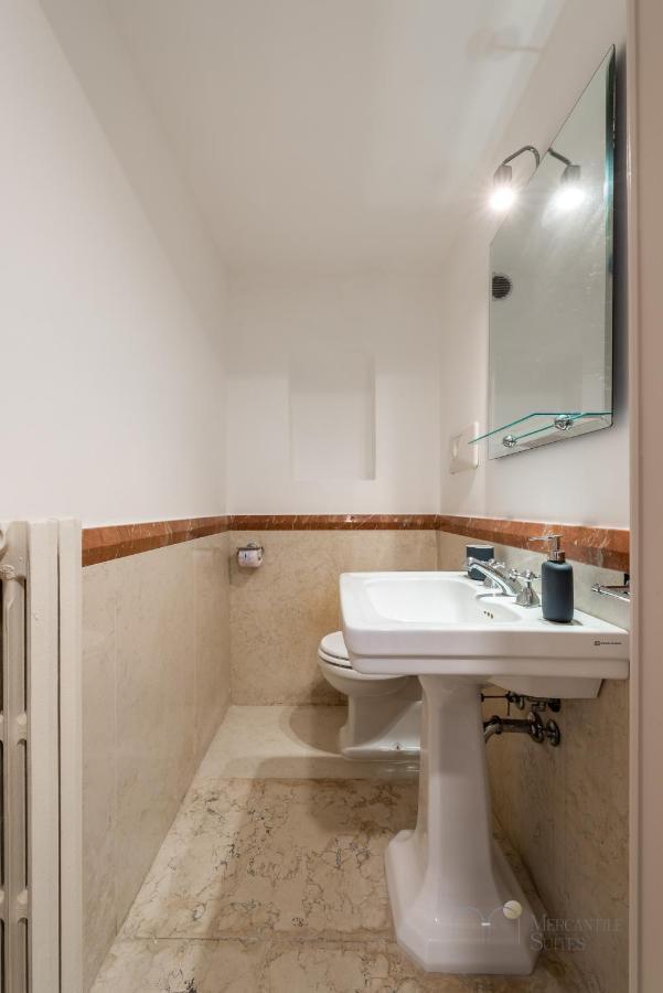 Mercantile Suites - Bari Vecchia Bagian luar foto