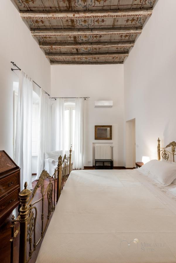 Mercantile Suites - Bari Vecchia Bagian luar foto